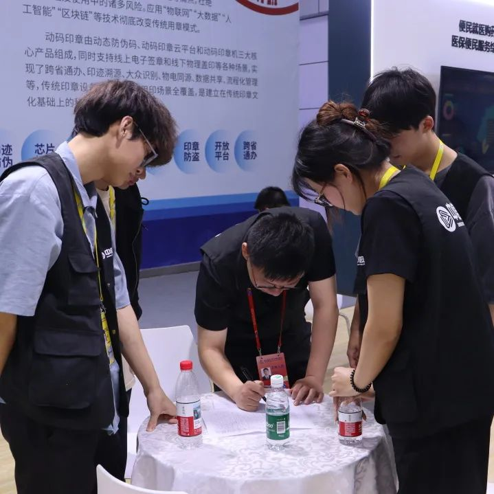 图片15 图片15
