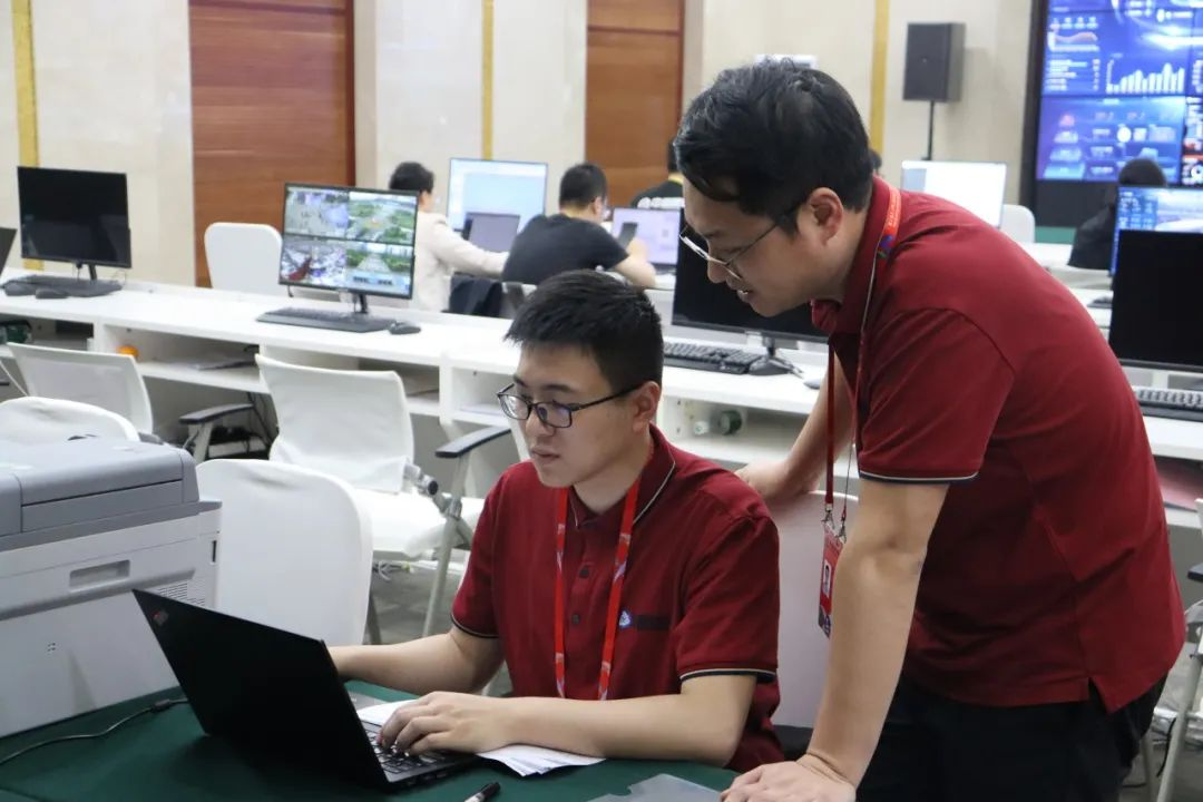 图片12 图片12